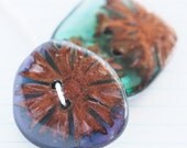 Handmade Woodland Embedded Shaped Resin Button - Forget Me Not Lavender (30.5mm x 30mm) x 1