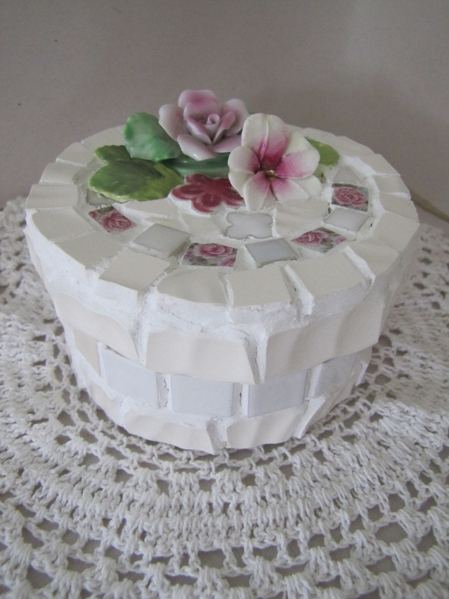 Mosaic Cake Gift Box