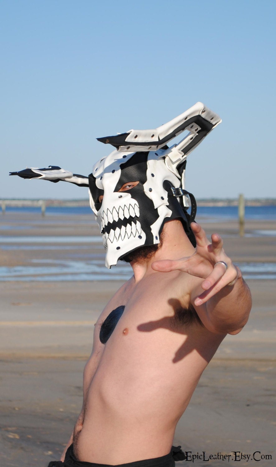Leather Hollow Mask - Inspired by Ichigo from Bleach