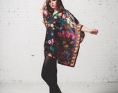 Vtg 70s  Floral baroque  kimono black muticolor catan top