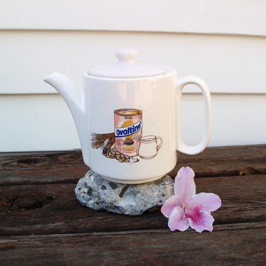 Vintage Advertising, Ovaltine Tea and Hot Chocolate Pot, Hot Cocoa Pot, Japanese Teapot