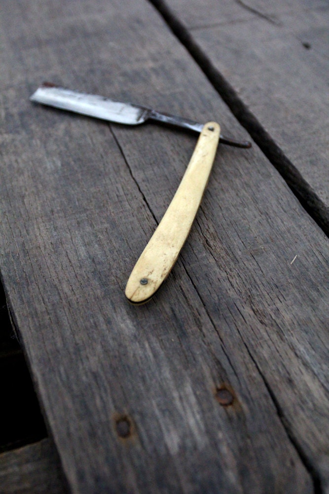 Antique Straight Razor