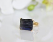 Labradorite ring,rectangle ring,statement ring,gray ring,gold ring,semi precious ring,natural gemstone ring