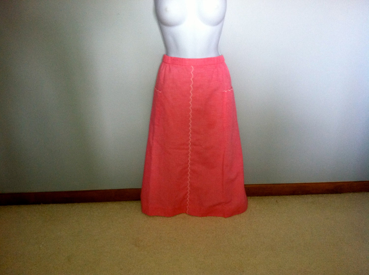 Vintage 1970s Plus Size Hipster Kitsch 50's Style Scalloped Skirt