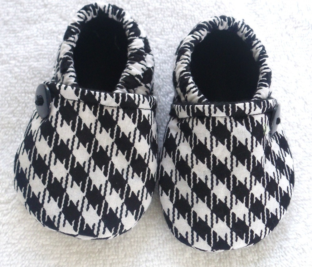 Crib Shoes Houndstooth Design