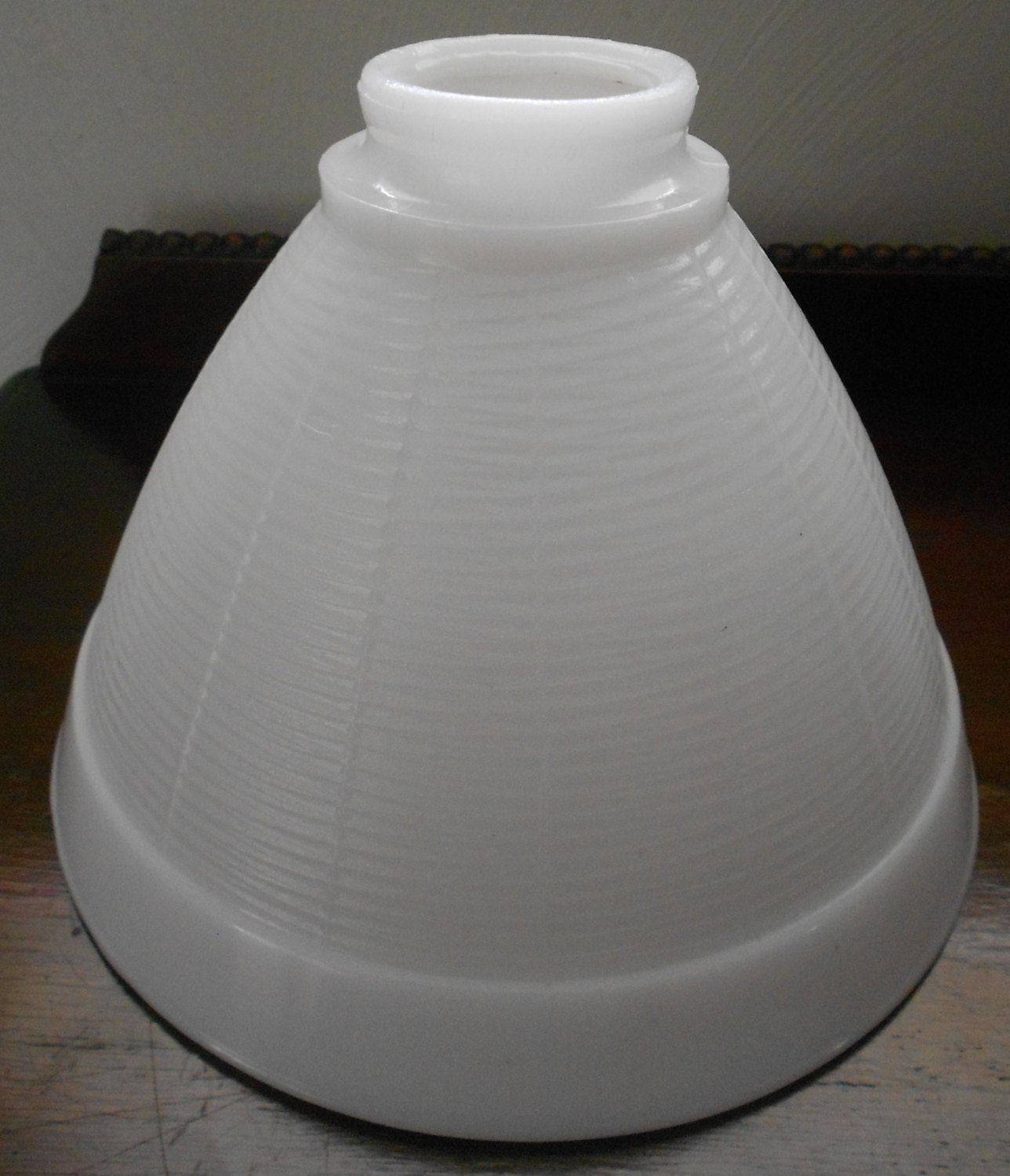 by Lamp glass Glass shades Shade Table Milk Vintage Floor lamp floor MothersAttic milk or by Lamp glass Glass shades Shade Table Milk Vintage Floor lamp floor MothersAttic milk or