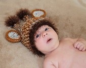 Crochet  Baby Giraffe Chunky  Beanie Hat for Boy or Girl - NEWBORN or 0-3 mo - Ready To Ship