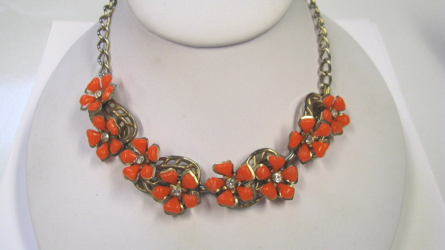 Vintage Orange Flower Crystal Rhinestone Linked Choker Necklace In gold tone metal