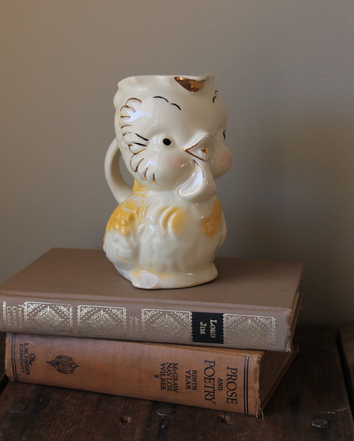 Vintage Chicken Pitcher White Yellow Retro Kitchen Decor Kitsch Farmhouse Country Cottage Chic