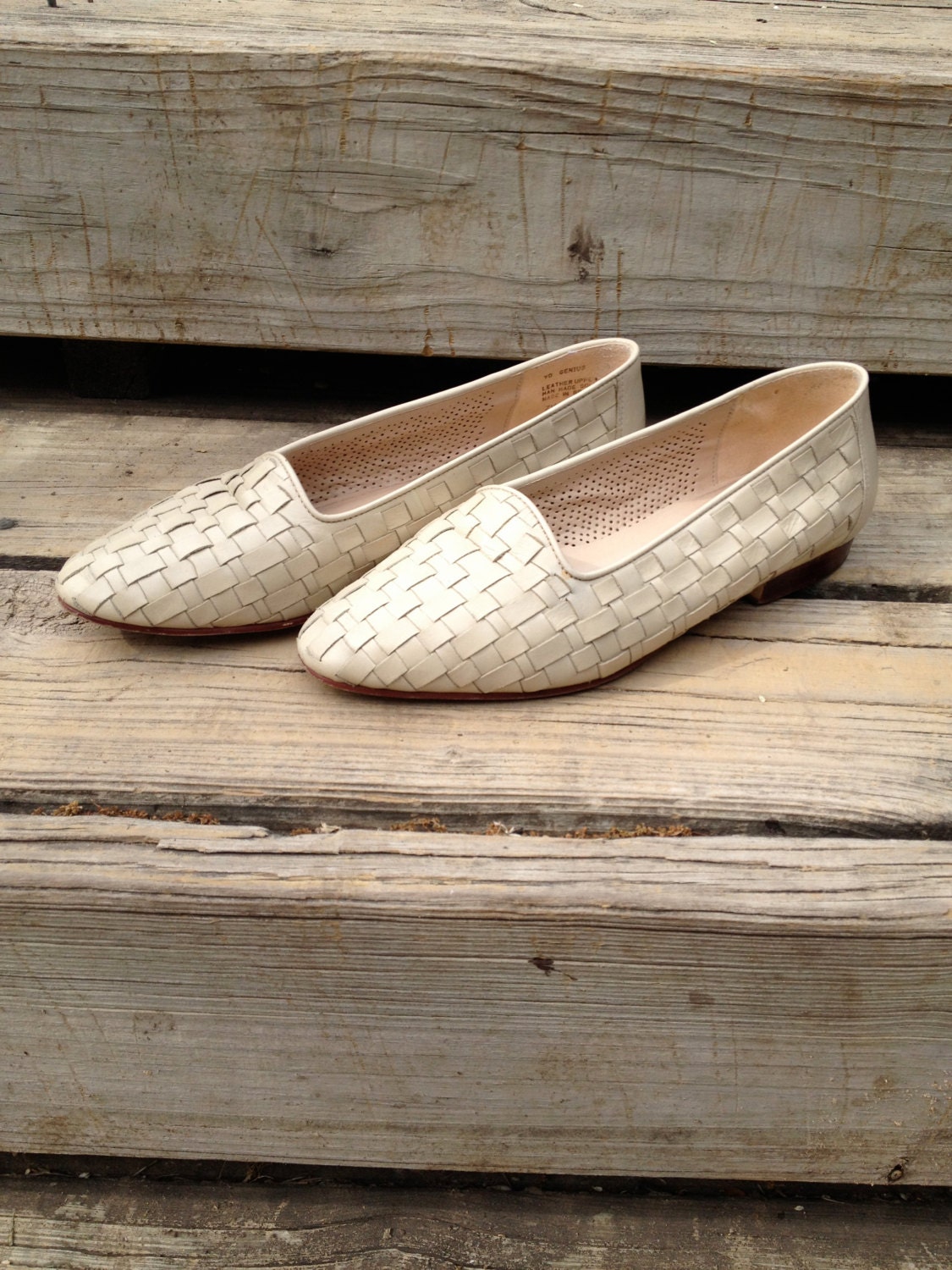 Vintage 70s Woven Off -White Flats Size 7.5