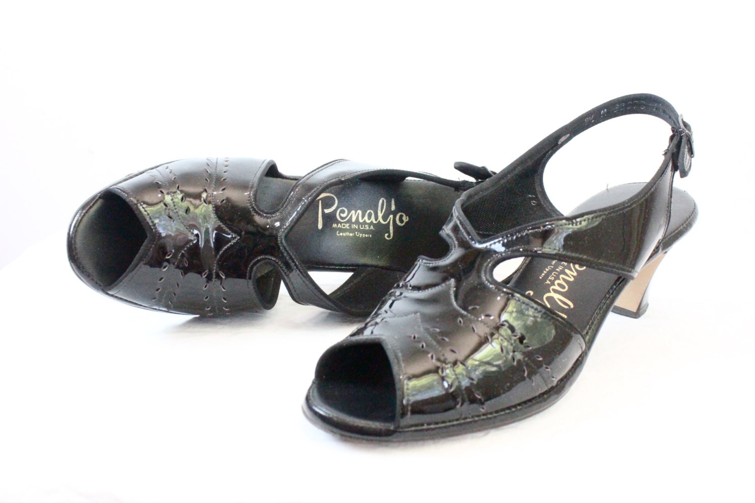 Vintage 60's Black Patent Pin Up Heels Sz 8.5
