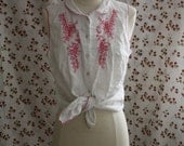 Vintage White Pink Embroidered Retro Pin Up Sleeveless Button Down Tie Blouse Sz. S/M/L