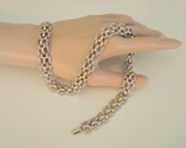 Outstanding Vintage Necklace (Textured Silver & Gold Tone Links)
