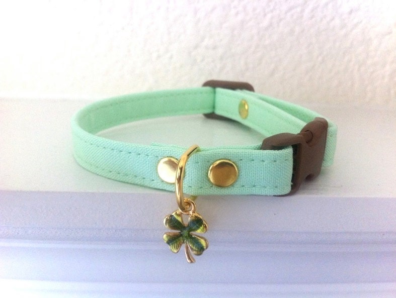 Mint Green Cat Collar With A Clover Charm
