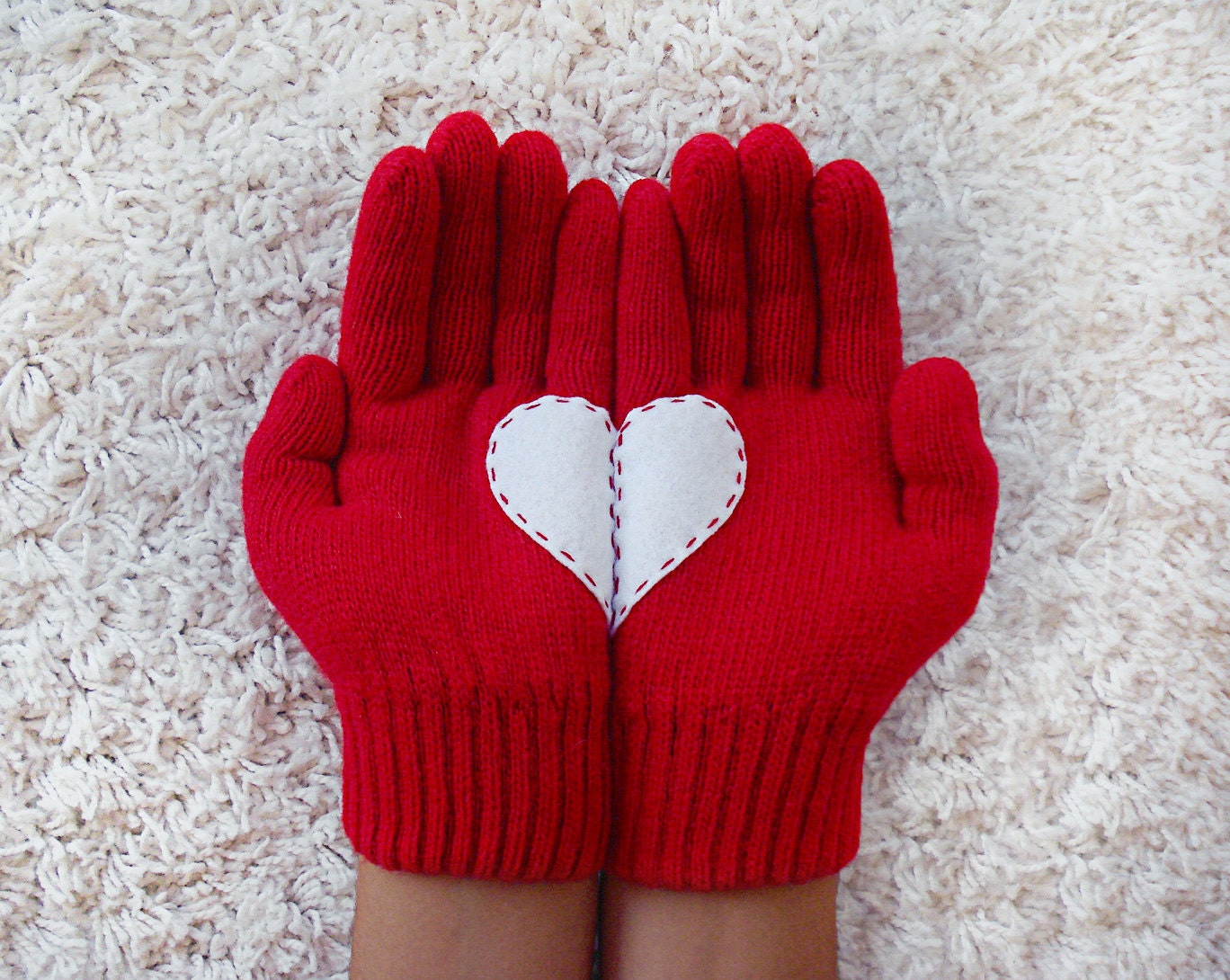 Heart Gloves, Red with White Felt Heart