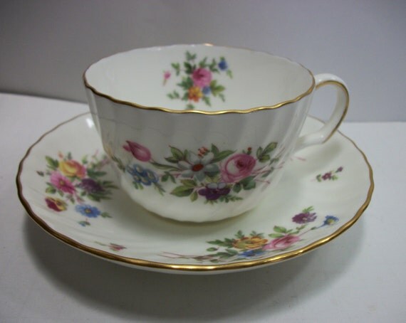 Minton Marlow Tea Cup and Saucer Scalloped Bone China by TinkrGems