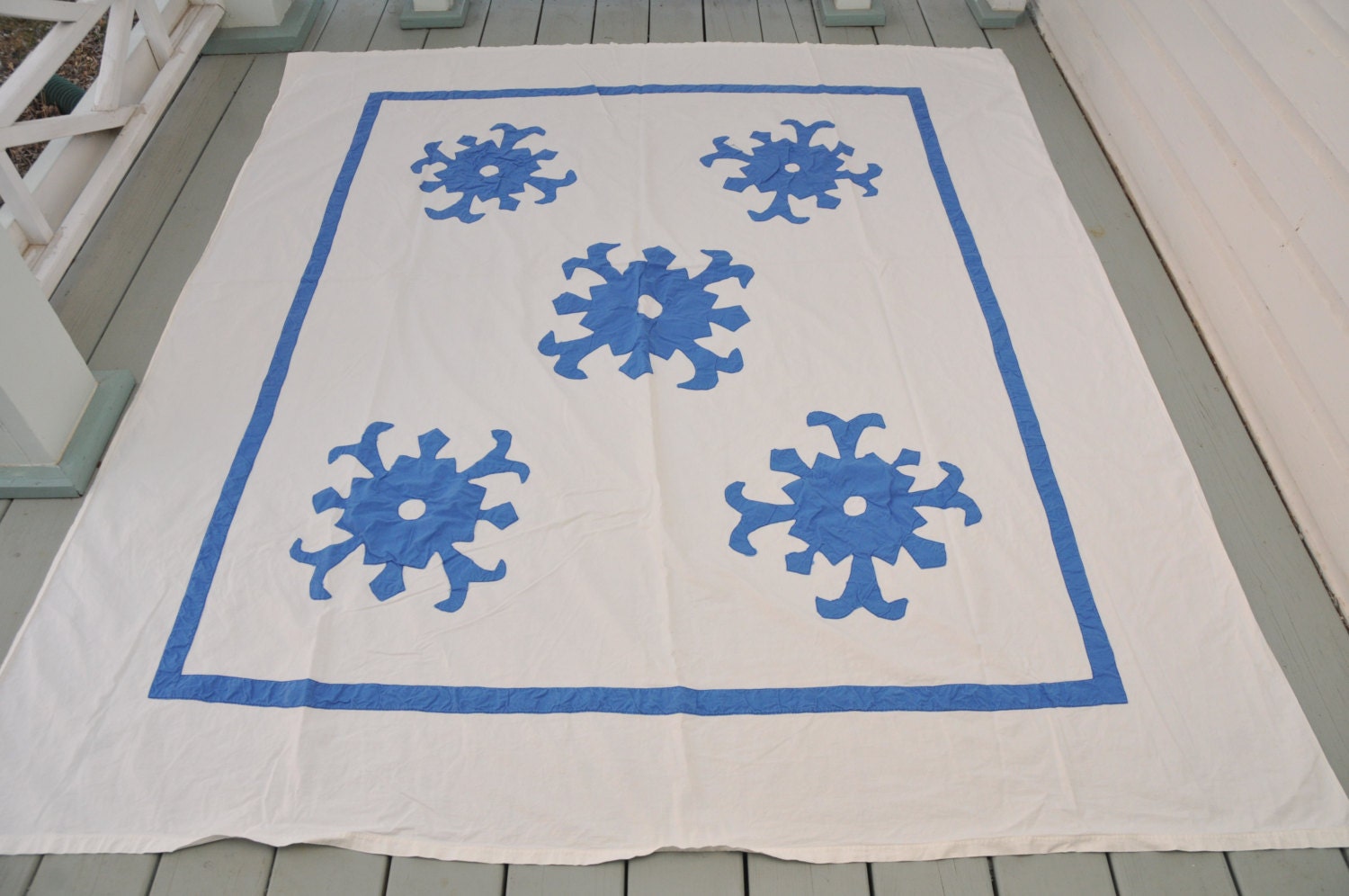 Antique Handmade Floral Blue and White Cotton Summer Blanket Quilt