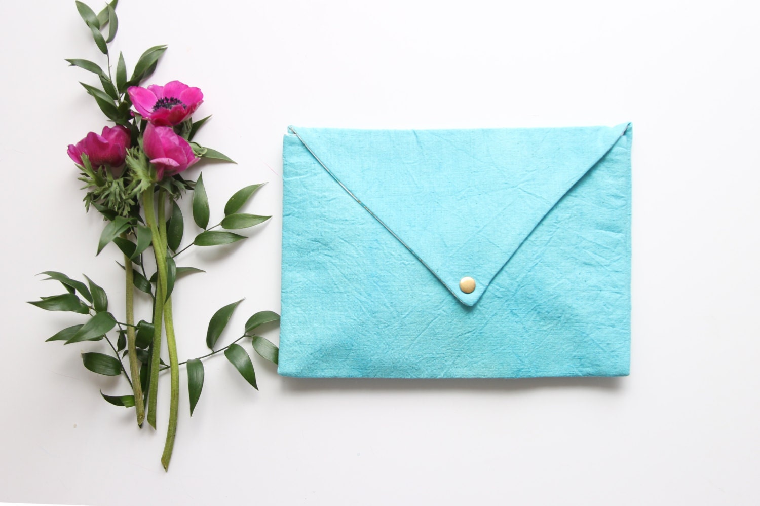 L I L L Y /Linen make up clutch
