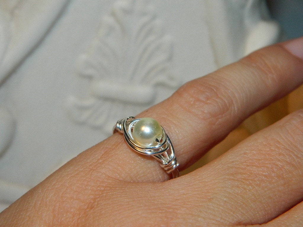 Pearl ring for girls