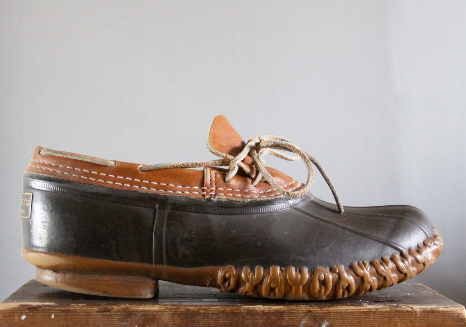 mens brown bean boots size 9