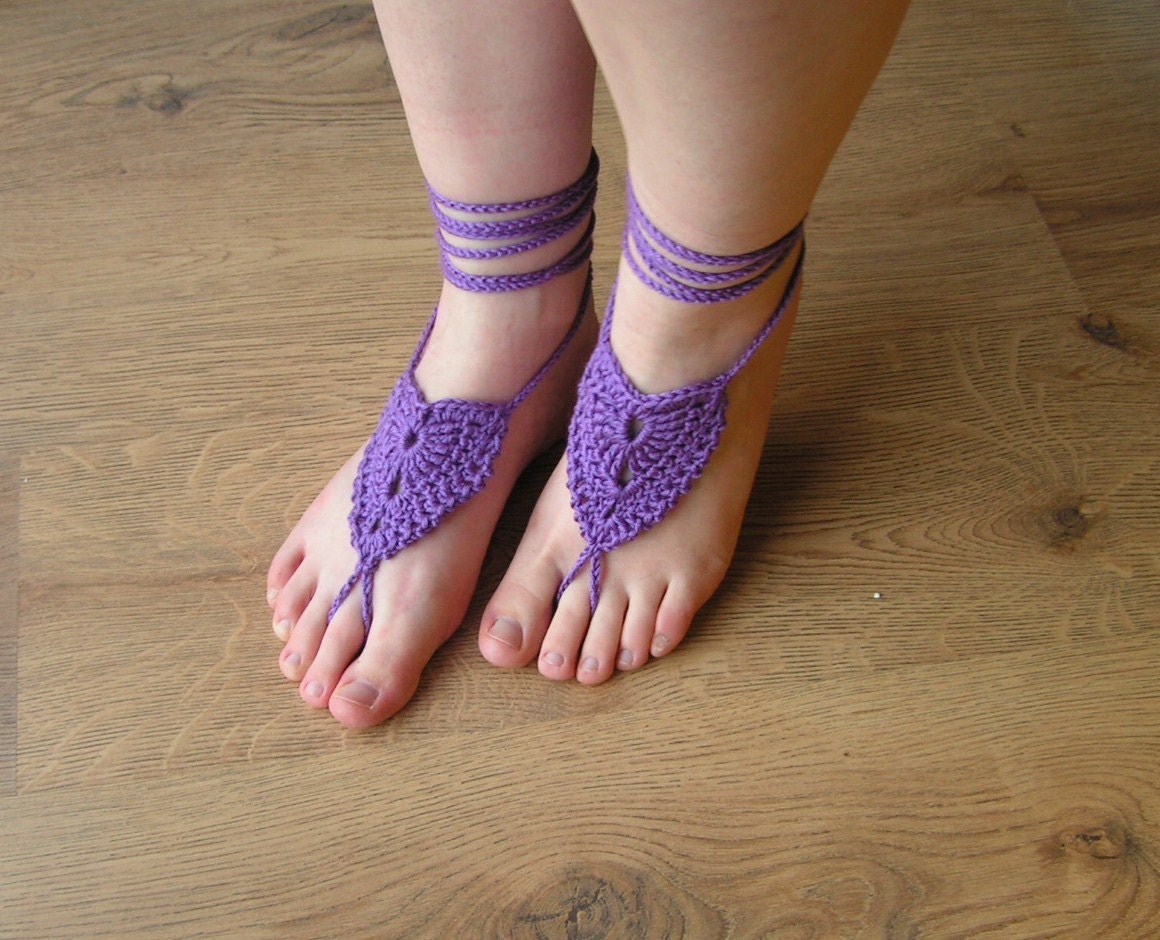 Barefoot crochet sandals, purple. Beach wear.