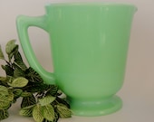 McKee ,Jadeite , Measure Pitcher  , McKee Glass, Vintage Measuring Cup, Measuring Pitcher