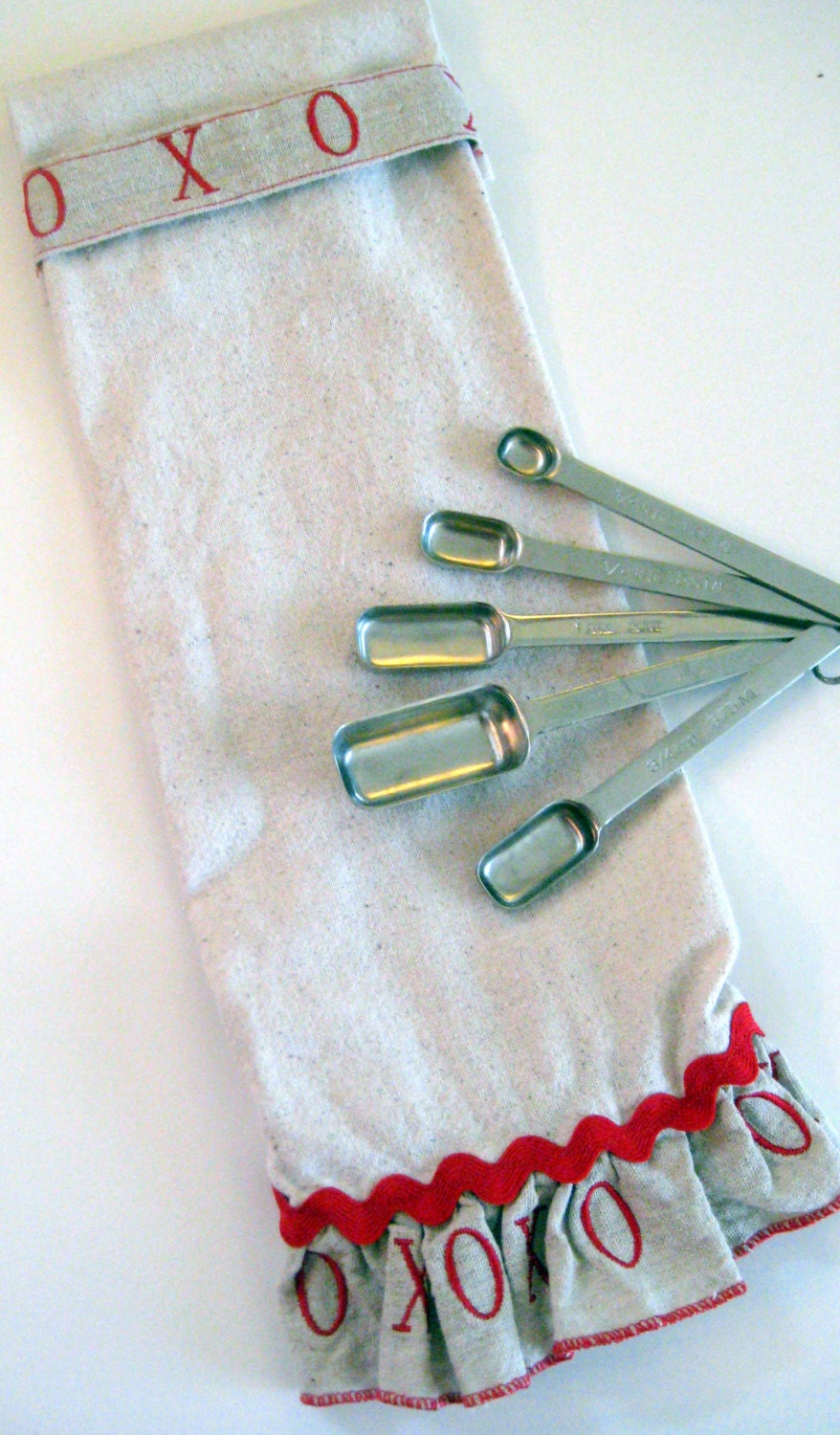 Love and Kisses Ruffled Stay Put  hanging towel - Hang Tight Towel (TM)