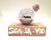 Beach terrarium-Under the sea "terrarium" Sea fan in lightbulb on piece of driftwood - lightbulb desk decor -summer gift Sea la vie