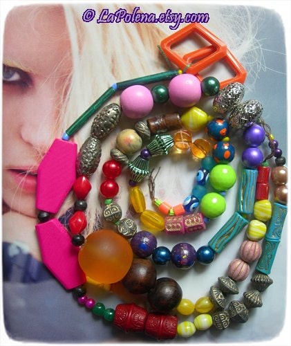 GYPSY BEAD SOUP, Mega pack, Assorted Colorful beads, Lot of 104 pieces, Multicolor, Various materials, 130 cm long strand, Great offer