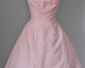 1950s Pink Beaded Prom Gown or Cocktail Party Dress with full chiffon and taffeta skirt with beadwork, sequins and pearls vintage womens XS