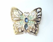 Vintage Gold-tone and Rhinestone Butterfly Brooch - Betsysbijoux Vintage Gold-tone and Rhinestone Butterfly Brooch - Betsysbijoux
