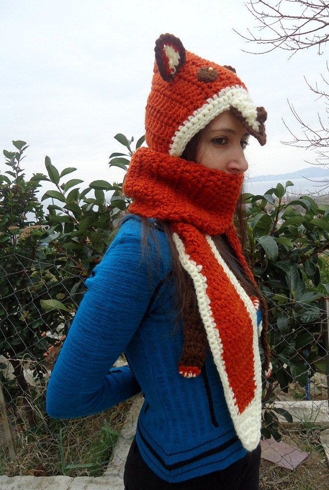 Handknitted fox shaped scoodie (scarf and hoodie)