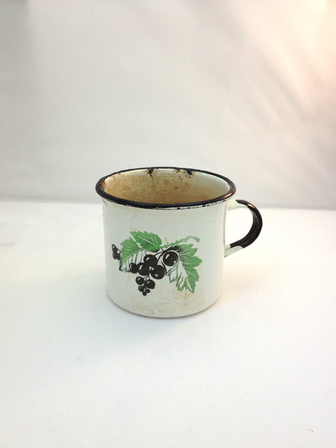 Vintage retro soviet mug - vintage metal cup - white black green blackbery - USSR Russia soviet - europeanstreetteam