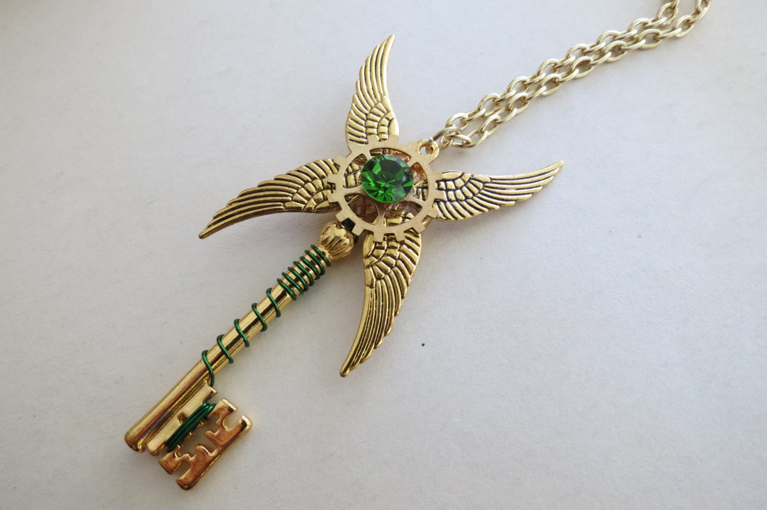 Steampunk golden gear key necklace with swarovski crystals