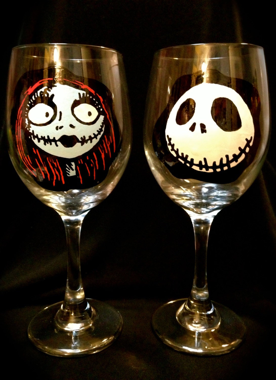 Nightmare Before Christmas Wine Glasses - Jack and Sally  - Hand-painted - set of 2