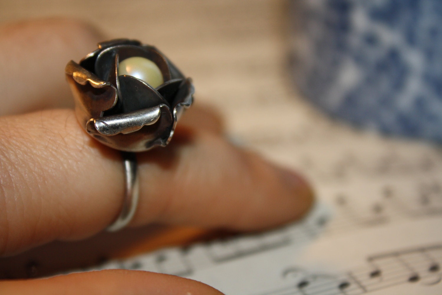 20% sale coupon code:SPRING1456 / Vintage sterling silver blooming rose pearl adjustable ring