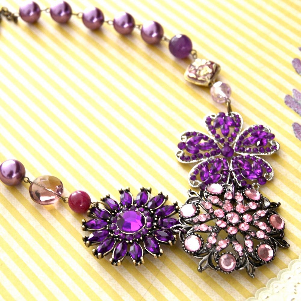 Purple Flower Necklace Statement Necklace Vintage Style Necklace Beaded Necklace Pearl Necklace Bridesmaid Necklace Wedding Jewelry