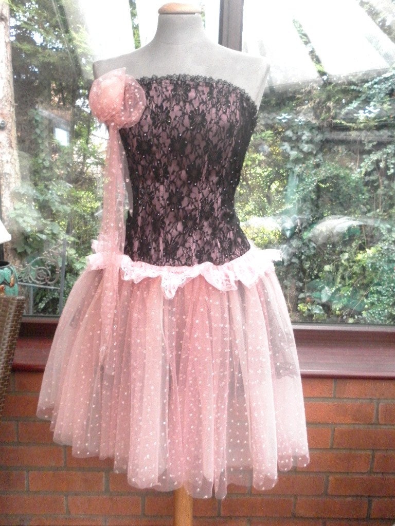 handmade fairy burlesque black lace corset boned top sequined net pink skirt