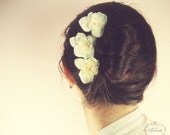 Bridal Hair Clip Set, White Floral Bobby Pins, Woodland Hair Accessories, Hydrangea Hair Pins