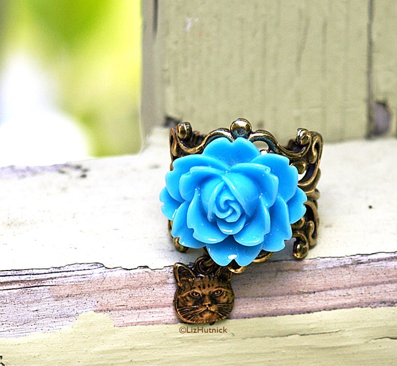 Blue Sky Rose and Kitty Charm Ring. Adjustable. Statement Ring