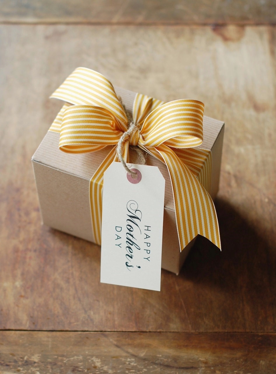 Summer Gift Box - Handmade Olive Oil Soap & Shea Butter Cream - 100% Natural Essential Oil Scents