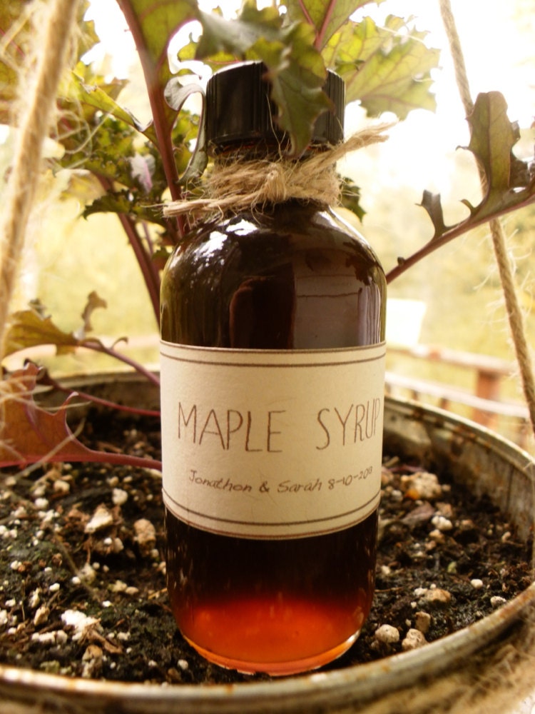 Custom Wedding Favor, Rustic Pure Vermont Maple Syrup Favors 2 oz