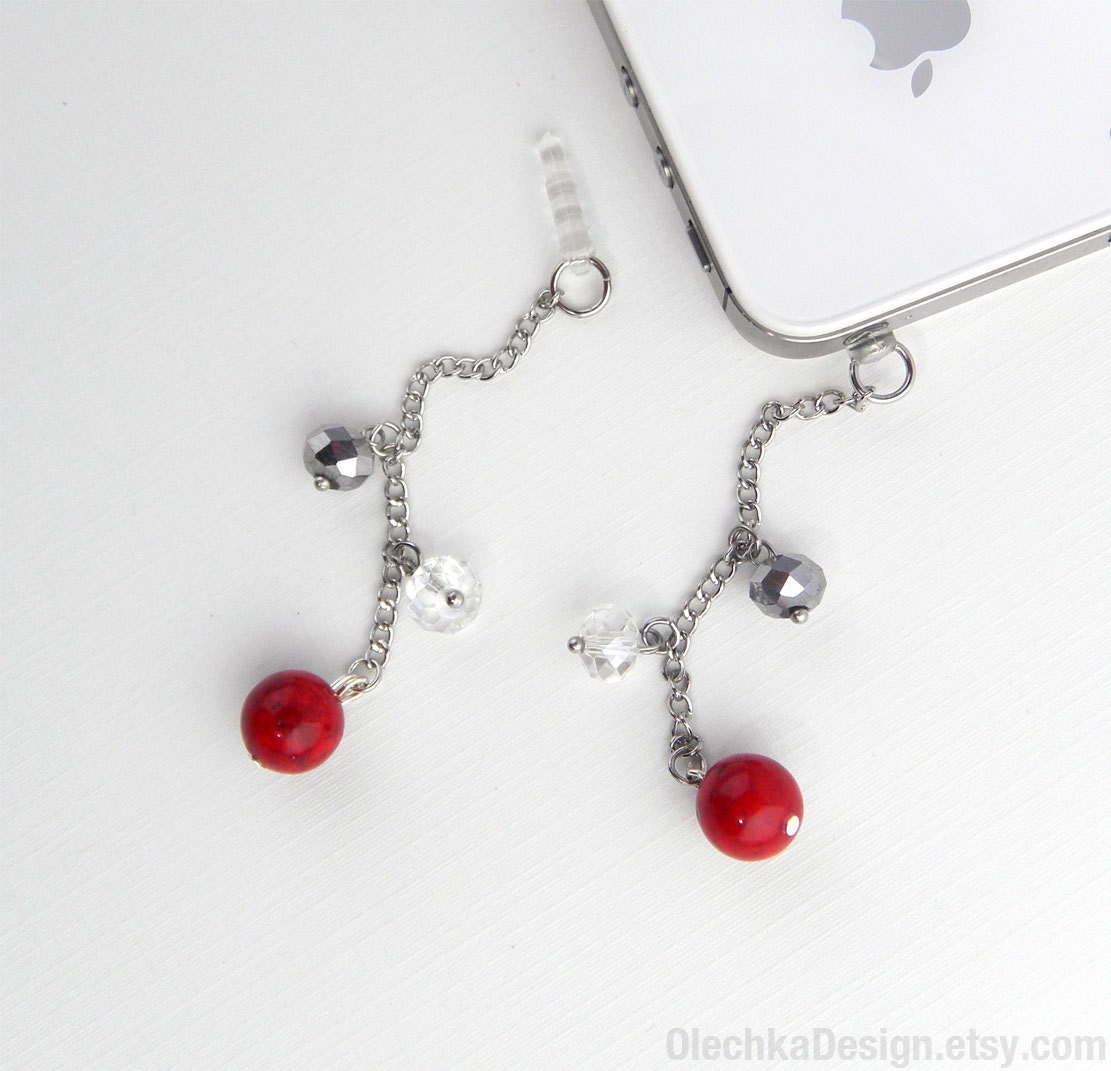 iPhone 5 Dust Plug, Charm Pluggy, Earphone Plug, Cell Phone Accessoy, 3.5mm, availbale with Charm Strap