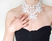 Large white lace floral choker bib necklace crystal beaded flower vintage Victorian  wedding flowers womens jewelry bridal gift