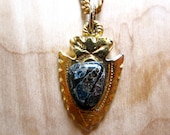 Arrowhead Fossil Necklace --- Stone Gold Pendant --- Vintage Native American Indian Tribal Arrow