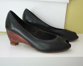 thom mcan shoes for women