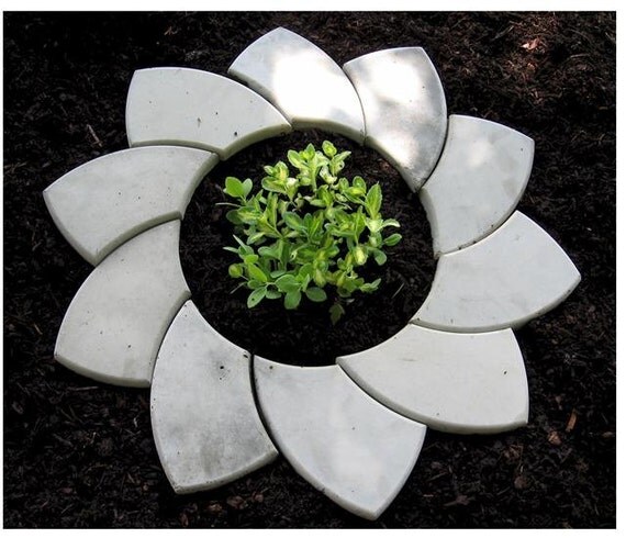 Concrete Molds for Landscapes Tree and Flower Rings by stonehook