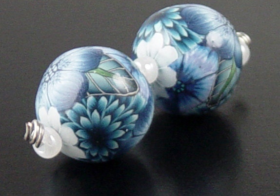 2 Earring Size Floral Flower Round Clay Beads 1927