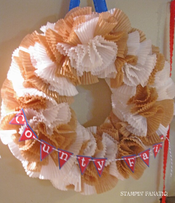 Blue Ribbon Bash Cupcake Liner Wreath. Made-to-Order. You pick the colors. Includes a mini banner. Il_570xn