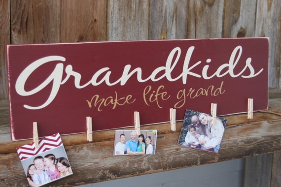Grandkids make life Grand wood sign for hanging by invinyl